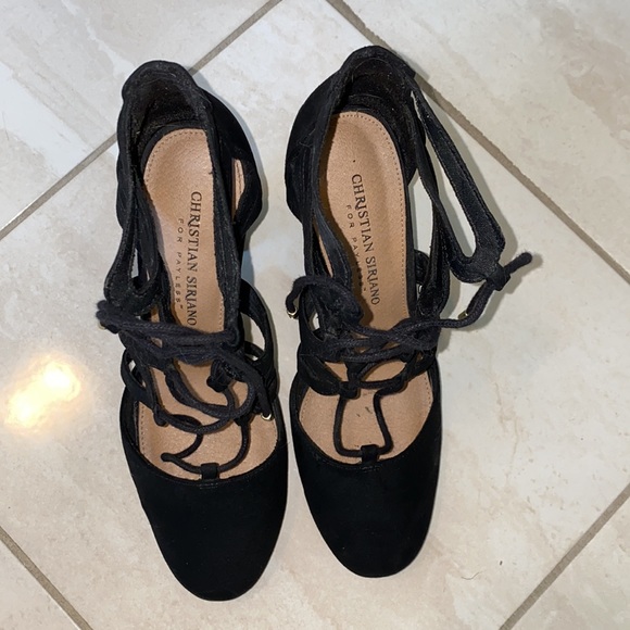 Black lace up heels - Picture 2 of 4